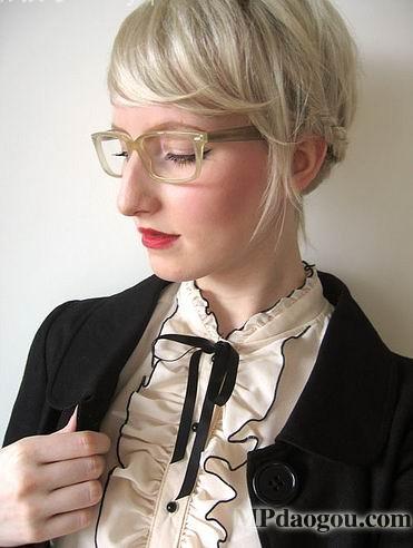 看傻眼:芬兰mm入夏超美搭配