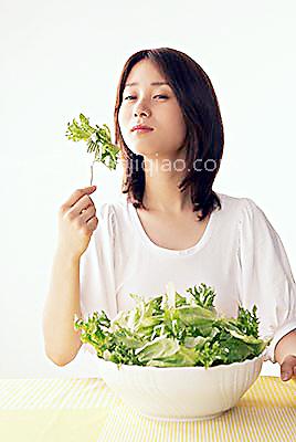 春天吃野菜保健功效好 