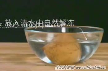 不用榨汁机，照样喝梨汁