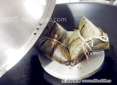 冷冻粽子快速加热，美味不打折！