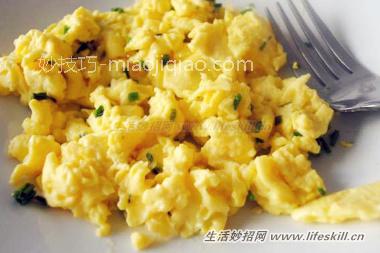 怎样把鸡蛋炒得又香又滑嫩?只要掌握这些小技巧!