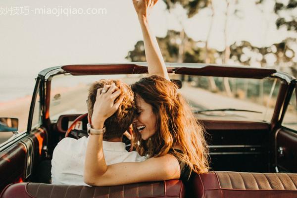 浪漫唯美情侣照片怎么拍 超温馨有爱的幸福瞬间